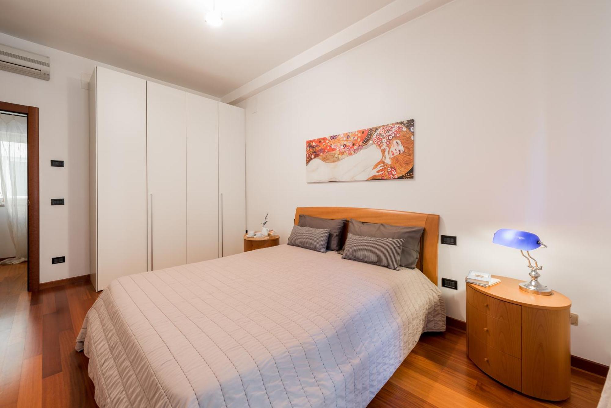 Suite Amendola-Luxury Apartment Барі Екстер'єр фото